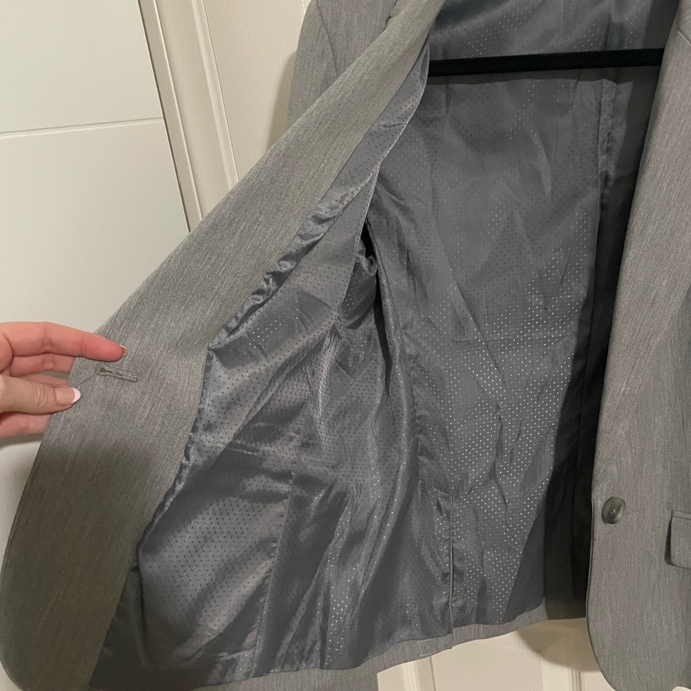 Express Light Gray Single-Button Women's Blazer - Picture 5 of 7
